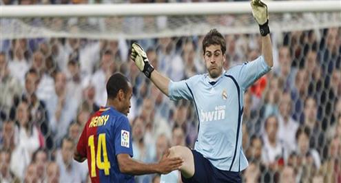 #يلا_كلاسيكو.. هنري: لا يمكن مقارنة الكلاسيكو إلا بنهائي المونديال أو الشامبيونز 